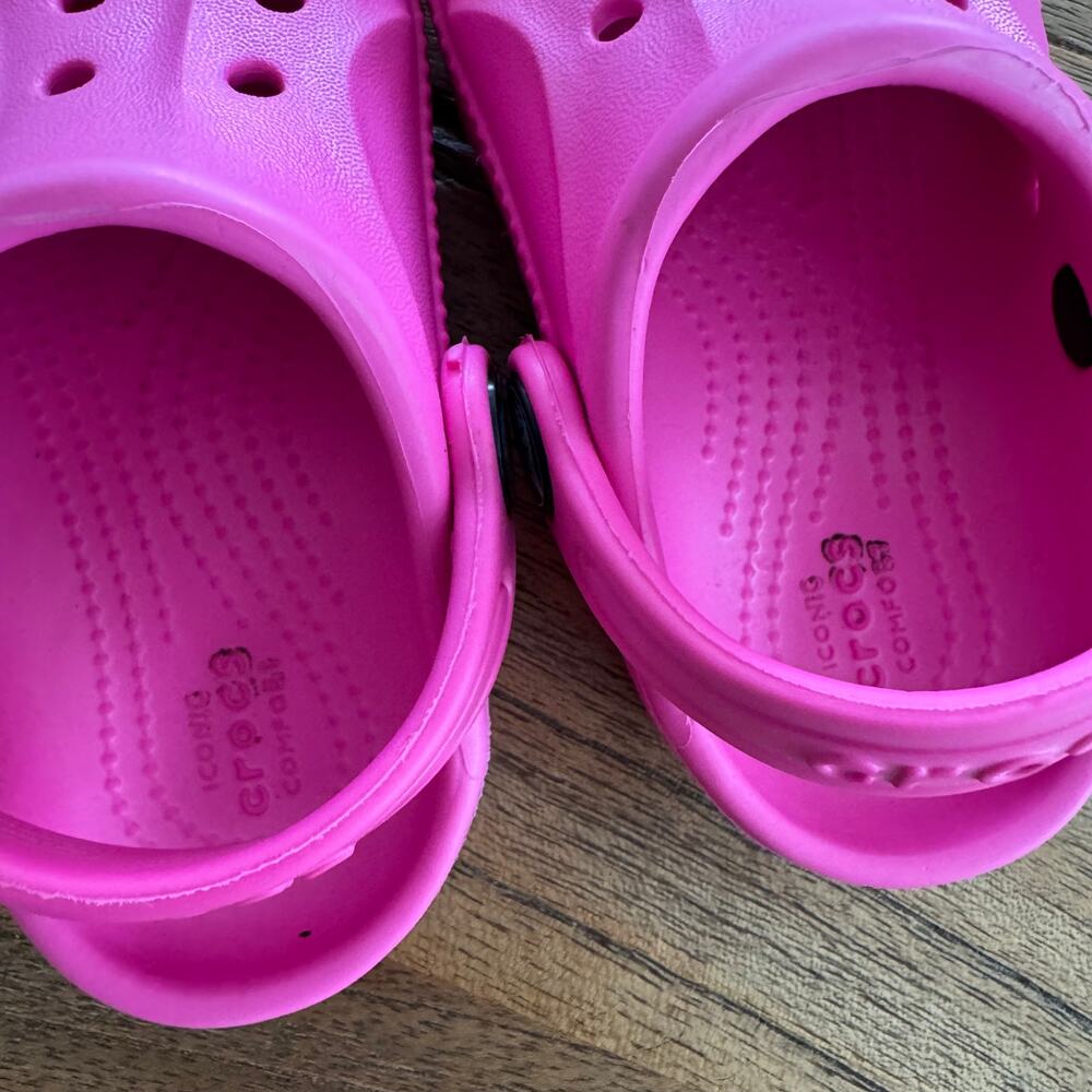 Crocs Hot Pink - Size C6 - Picture 2 of 9
